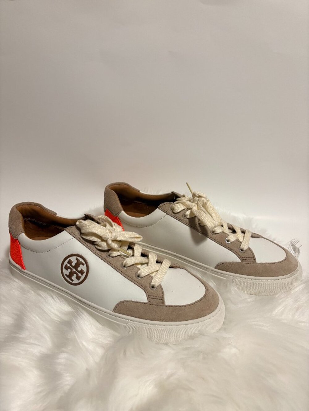 Tory Burch Leather & Suede Low-Top Sneakers – Excellent Pre-Owned 10
